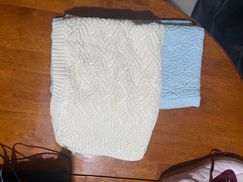 Blanket with fleece lining
